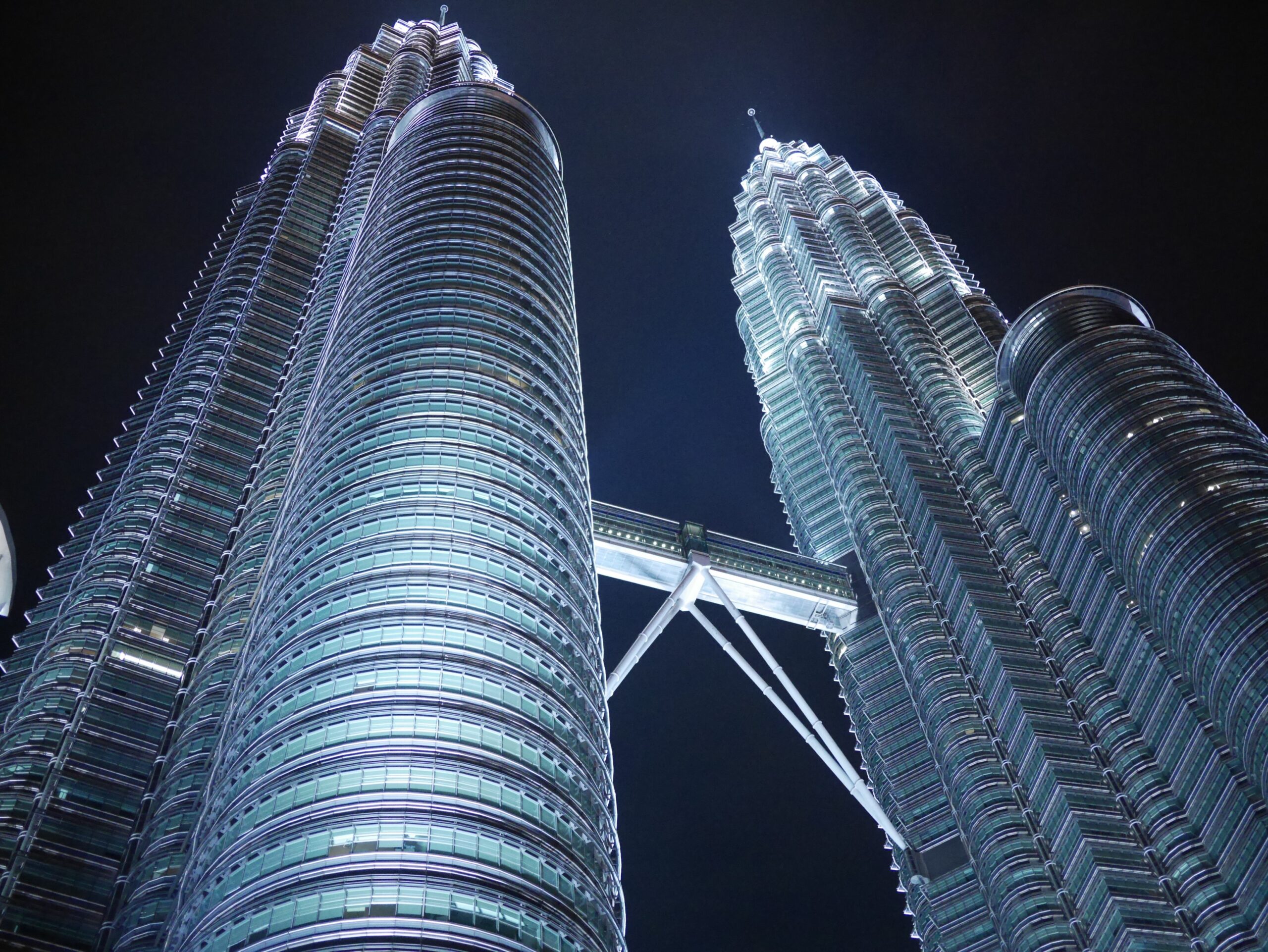 pravin73-petronas-twin-towers-2112152