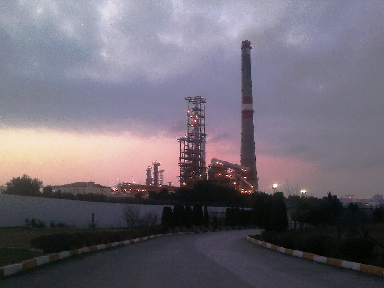 Heydar_Aliyev_Baku_Oil_Refinery_3